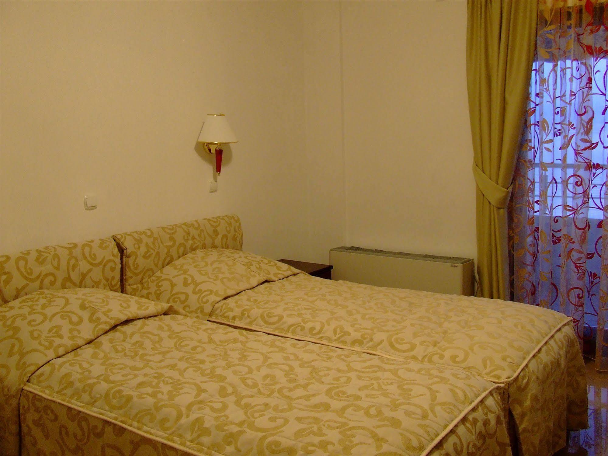 Tino & Hotel Ohrid
